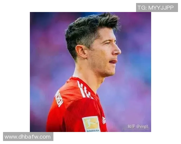 足球明星超萌头像男生精选可爱风格展现个性魅力与青春活力